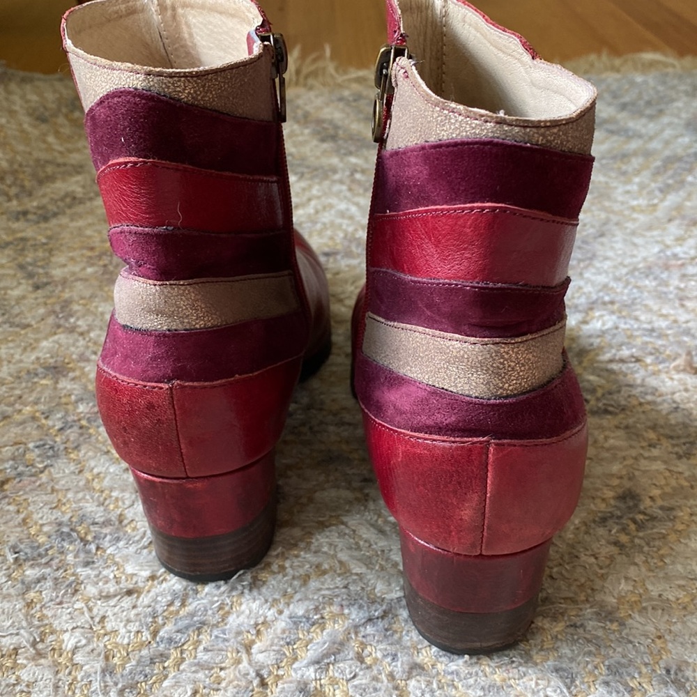 Jambu Wine Multi Leather Ankle Booties - Picture 4 of 10